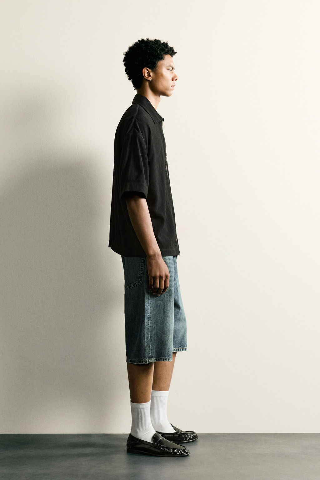 CAMISA RELAXED FIT RELIEVE / Negro - Zara фото 4
