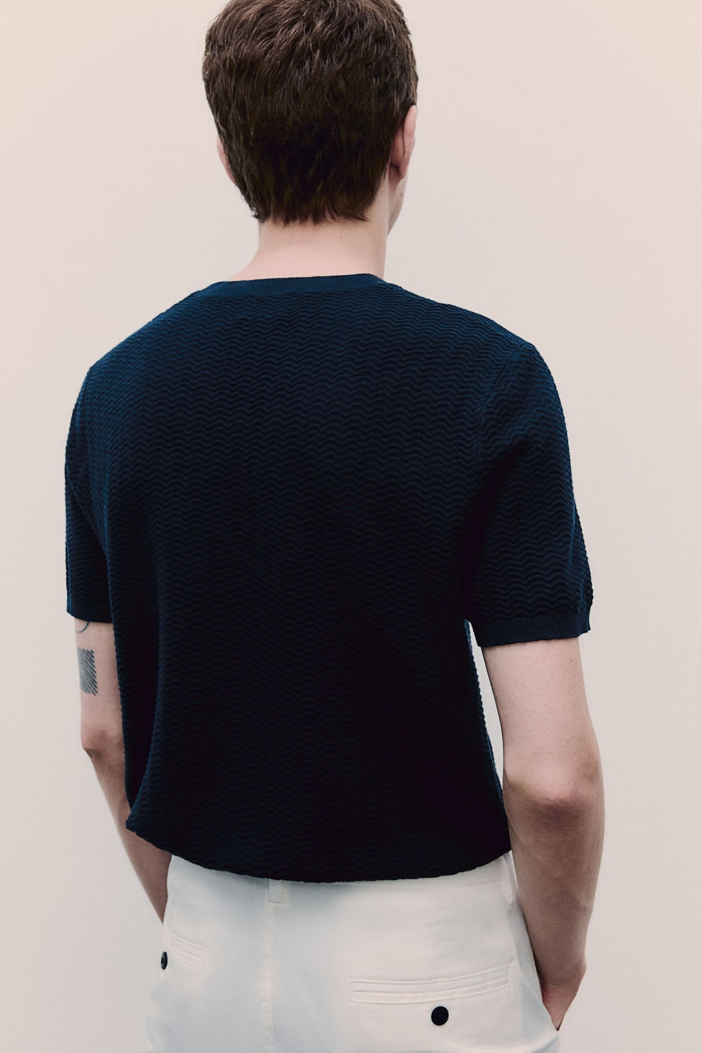 Camiseta en punto texturizado Regular Fit - H&m фото 4