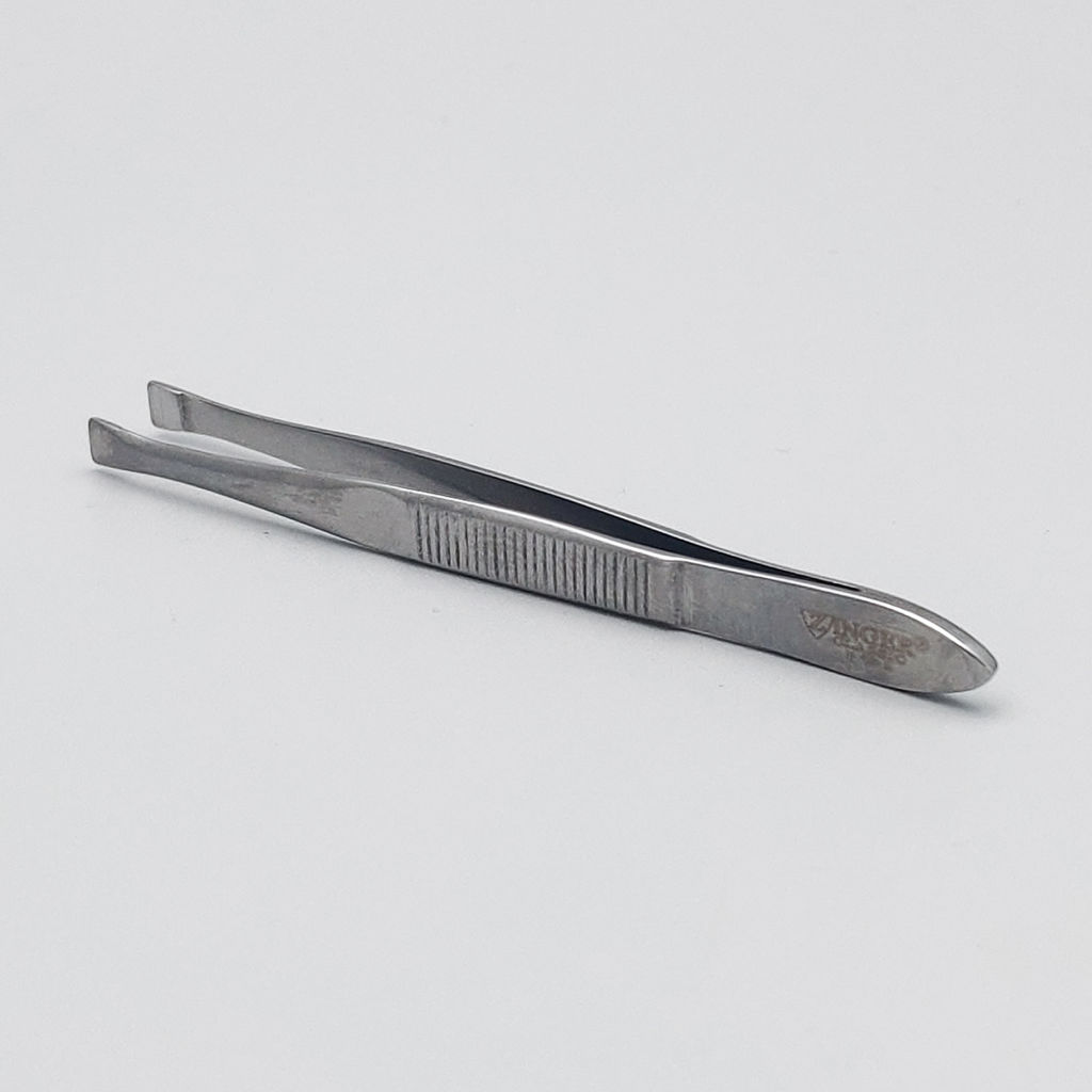 Zinger Пинцет для бровей скошенный маленький / Classic B 161-S, 76-78 мм, серебристый  фото 2
