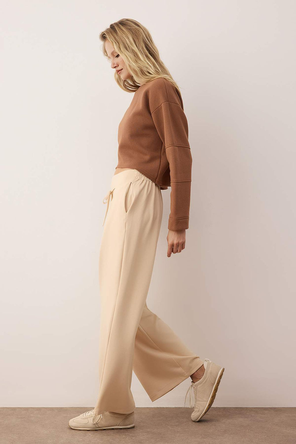 Lacivert Wide Leg umusak Kumasl? Pilili Esnek Orme Pantolon TWOAW26PL00138 - Trendyolmilla фото 2