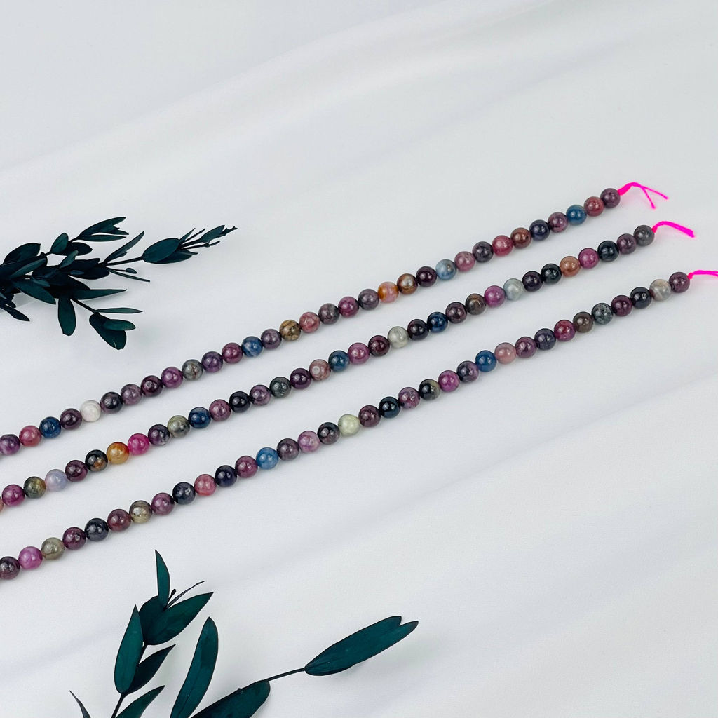 Бусины для украшений из Корунда микс (60 бусин) 39 см