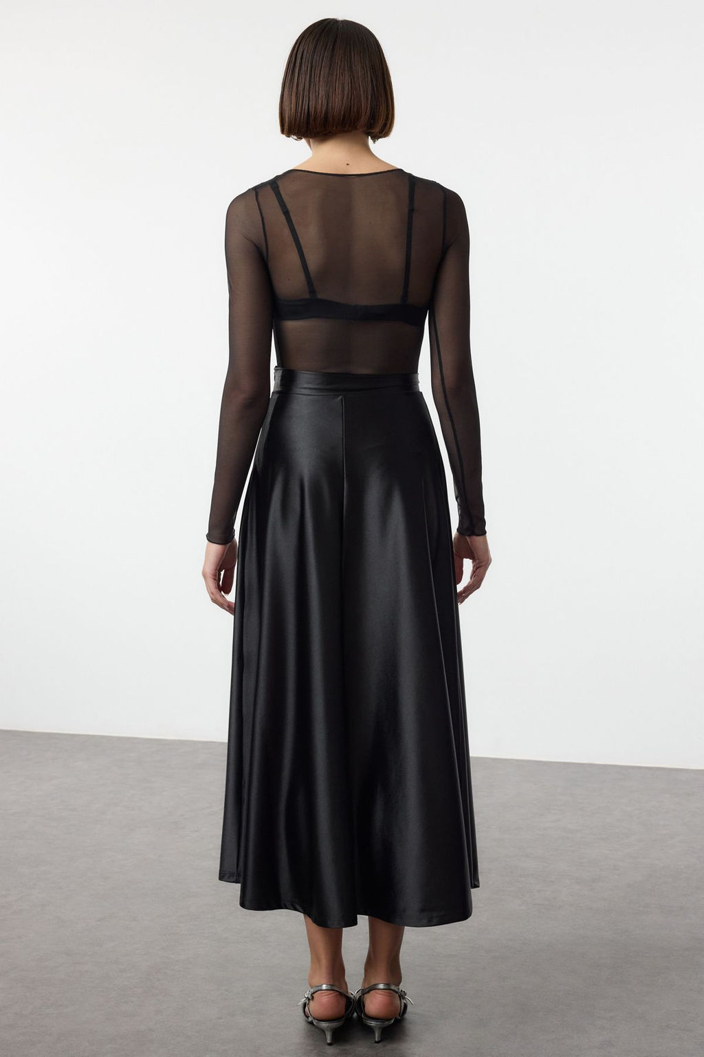 Siyah A Line/Can Form Maxi Saten Orme Etek TWOAW25ET00111