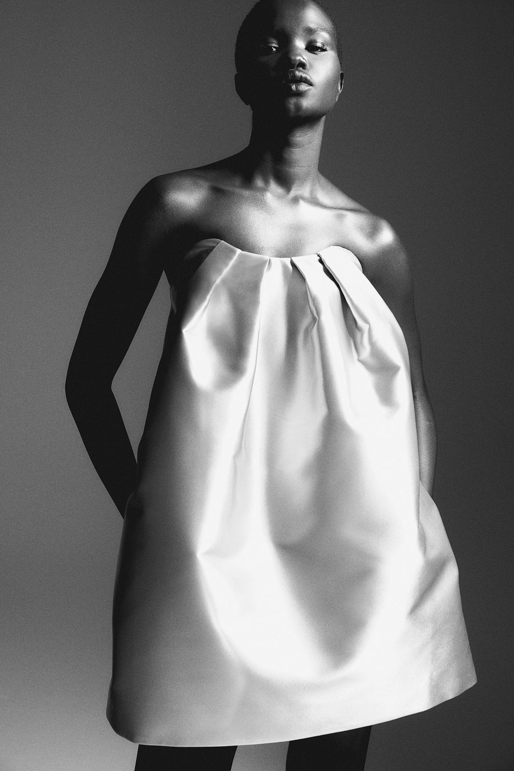 Vestido bandeau de saten - H&m фото 3