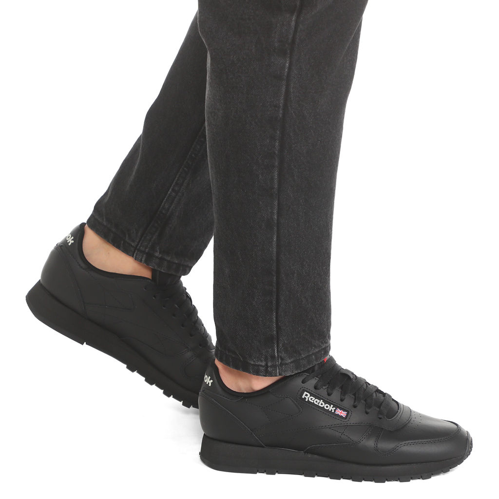 Кроссовки REEBOK CLASSIC LEATHER Артикул 2819455, черный