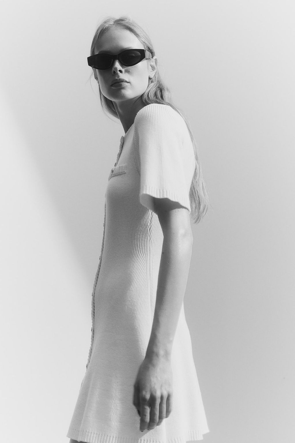 Vestido en punto de canale con botonadura frontal - H&m фото 4