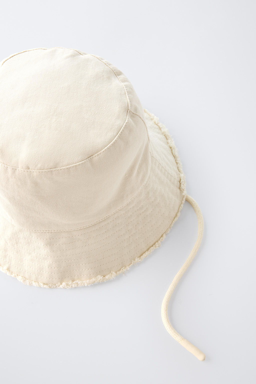 FRAYED BUCKET HAT - Zara фото 2