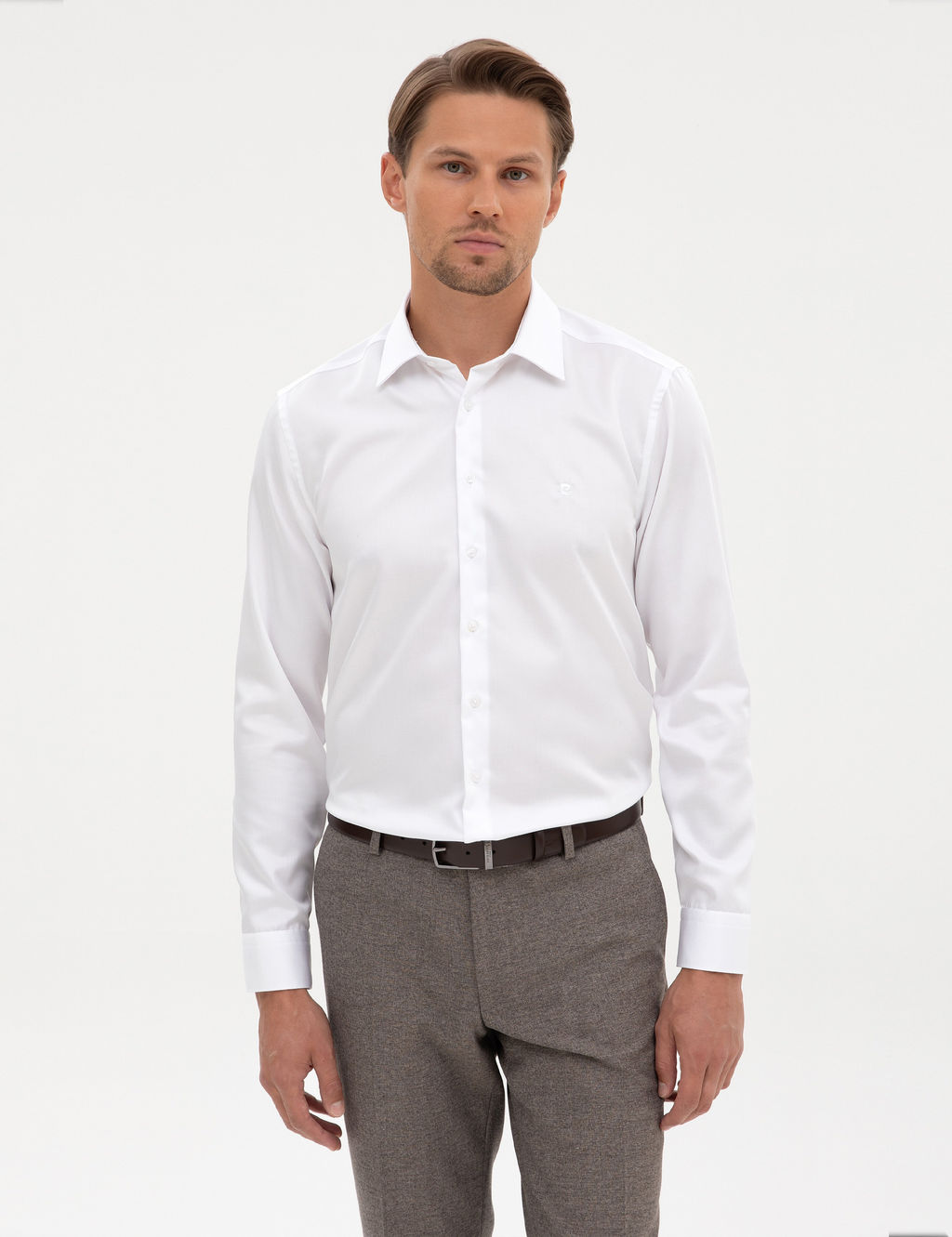 Beyaz Non Iron Kolay _t_lenebilir Slim Fit G_mlek