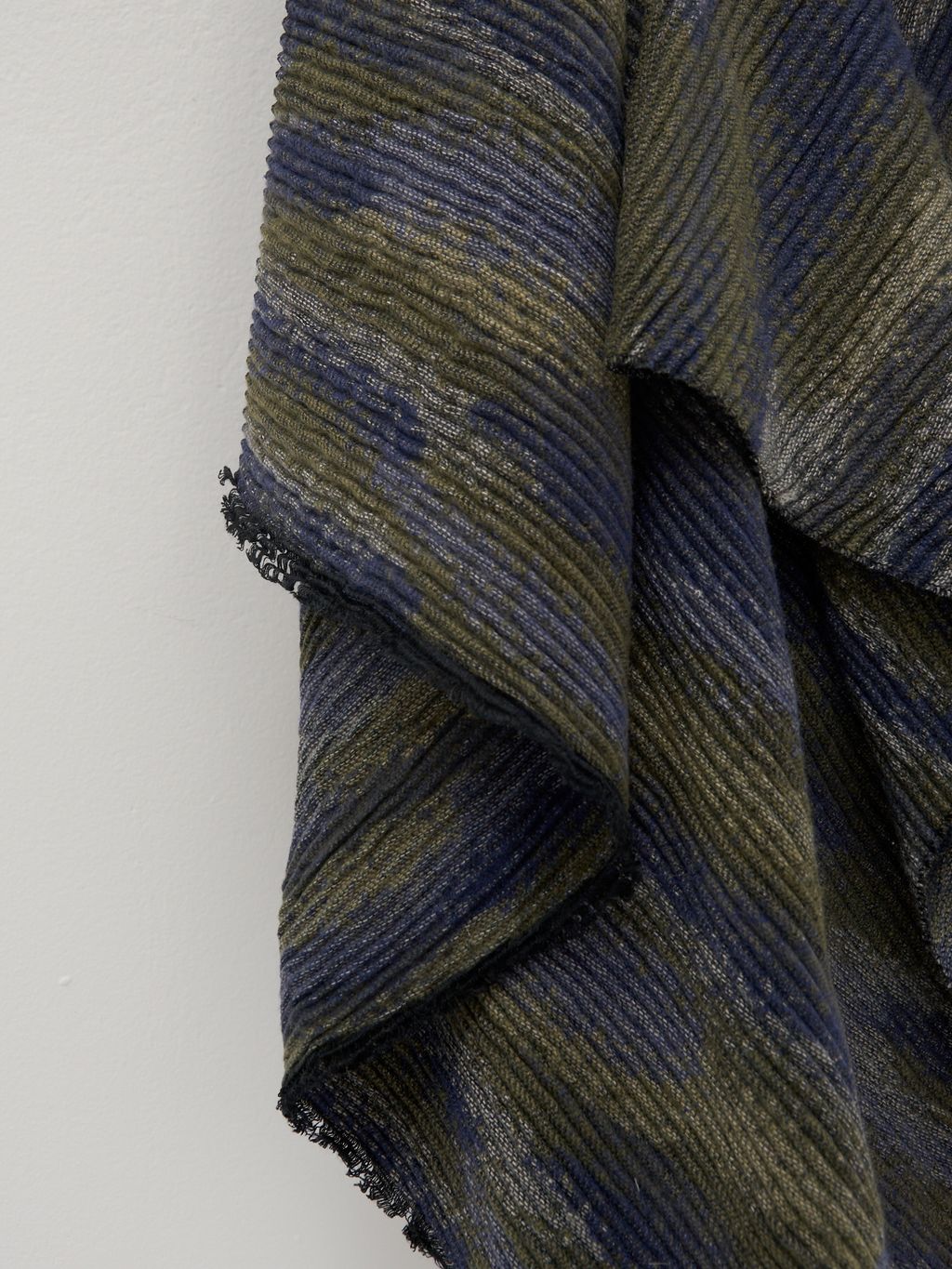 в составе шерсть Большой, мягкий, двусторонний палантин с принтом - Tantino фото 4