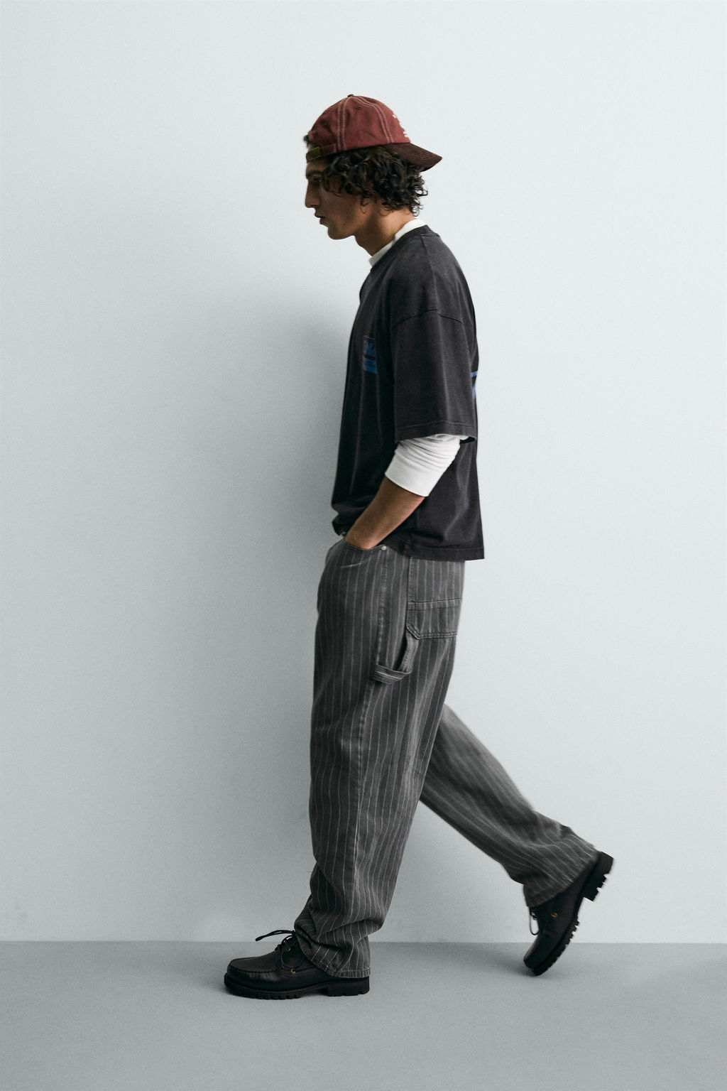 PINSTRIPE BAGGY FIT TROUSERS - Zara фото 16