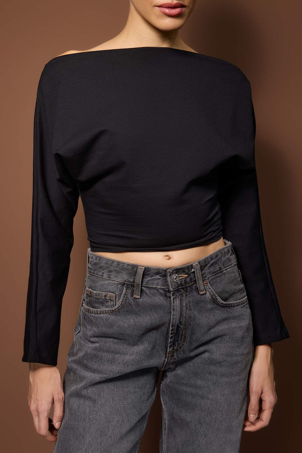 Siyah Regular/Normal Kal?p Dusuk Omuzlu Orme Sweatshirt TWOAW26SW00254 - Trendyolmilla фото 3