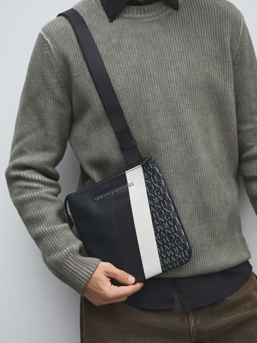 Сумка через плечо ARMANI EXCHANGE DYLAN