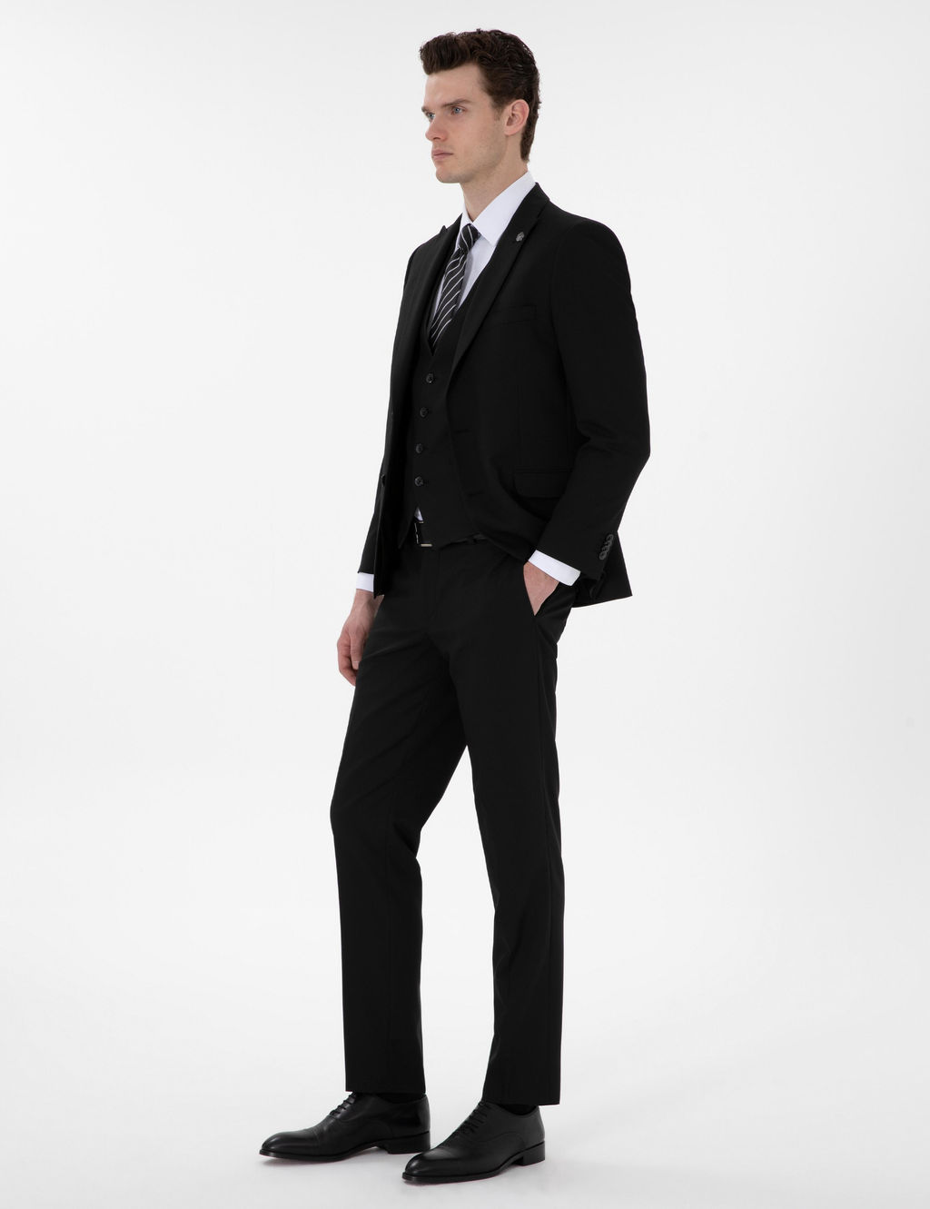 Siyah Ex. Slim Fit Yelekli Tak_m Elbise