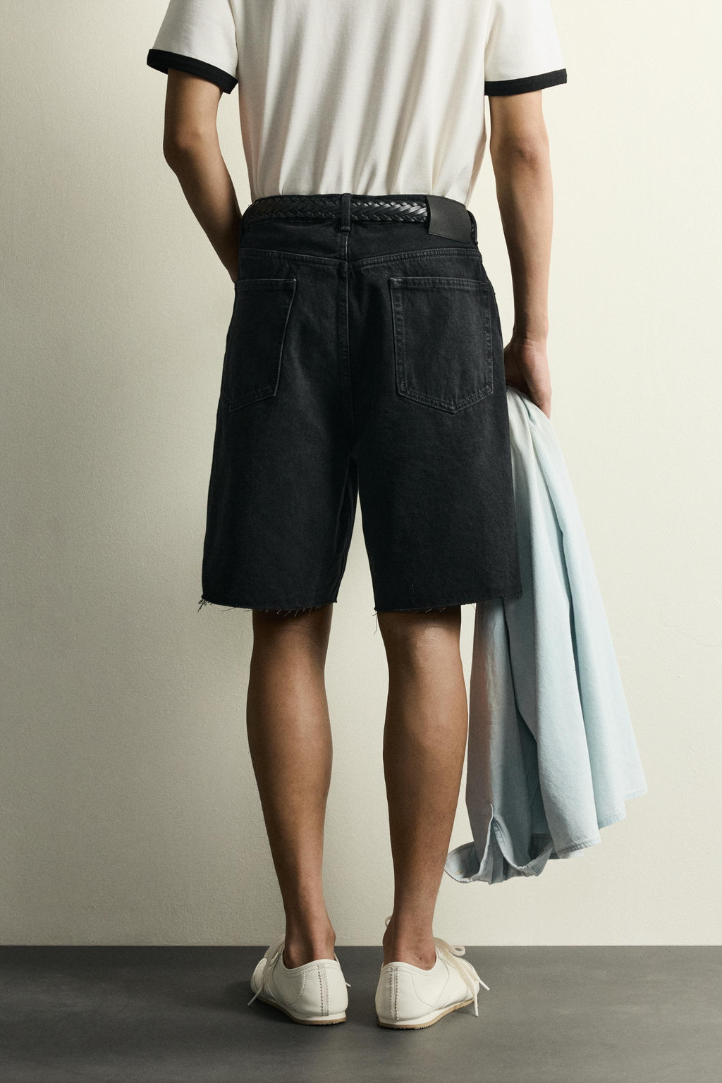 BERMUDA DENIM STRAIGHT FIT / Negro - Zara фото 3
