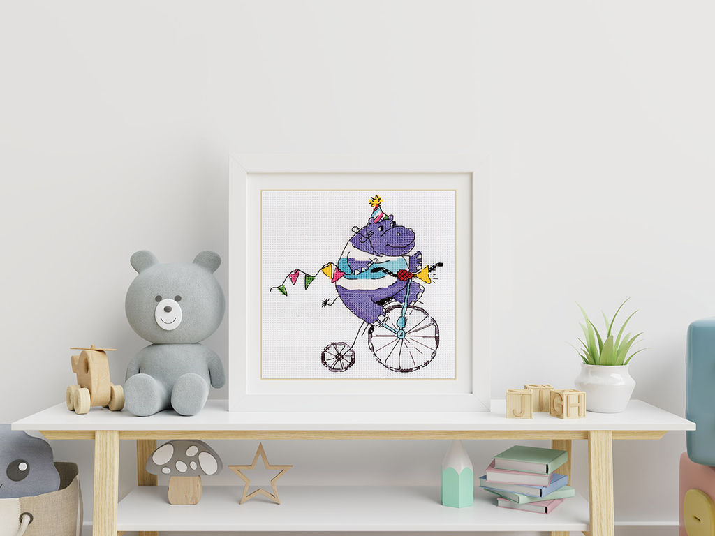 Klart набор для вышивания 8-332 Бегемотик на велосипеде 14.5 х 15.5 см
