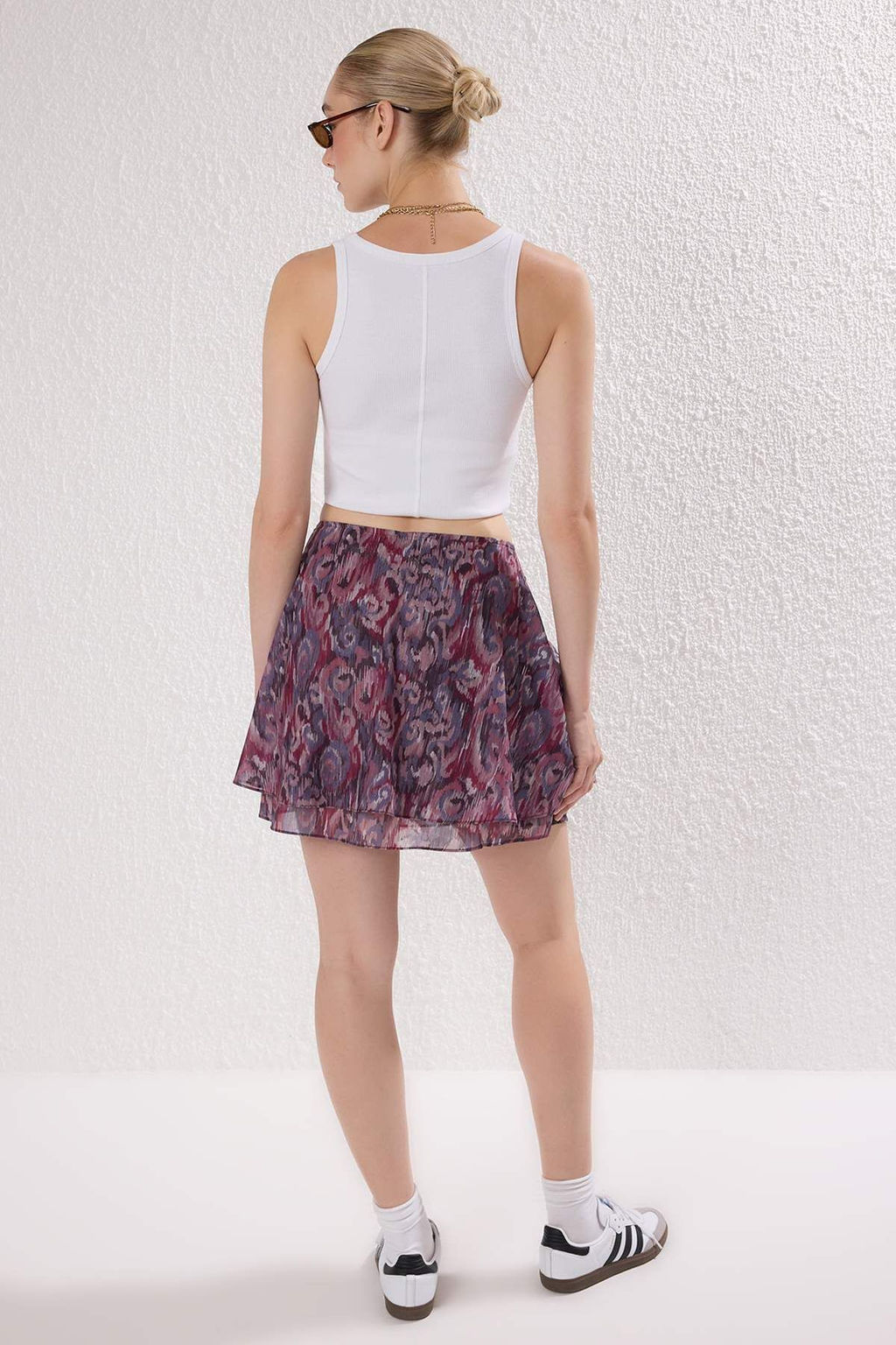 Trendyolmilla Bordo Kendinden Simli Desenli F?rf?rl? Mini Astarl? Sifon Etek TWOSS25ET00203 фото 6