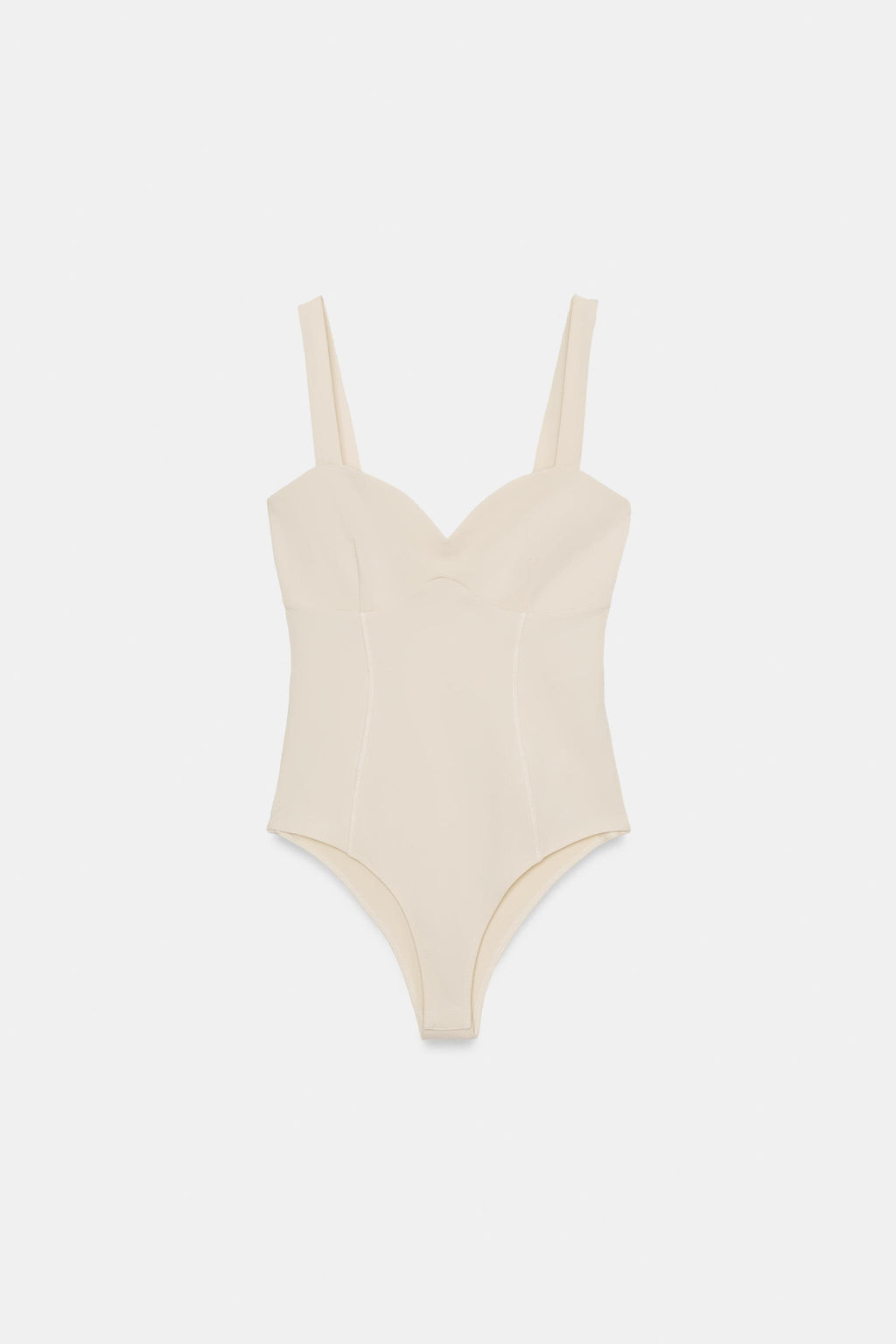 BODY TIRANTES ESCOTE CORAZ?N / Crudo