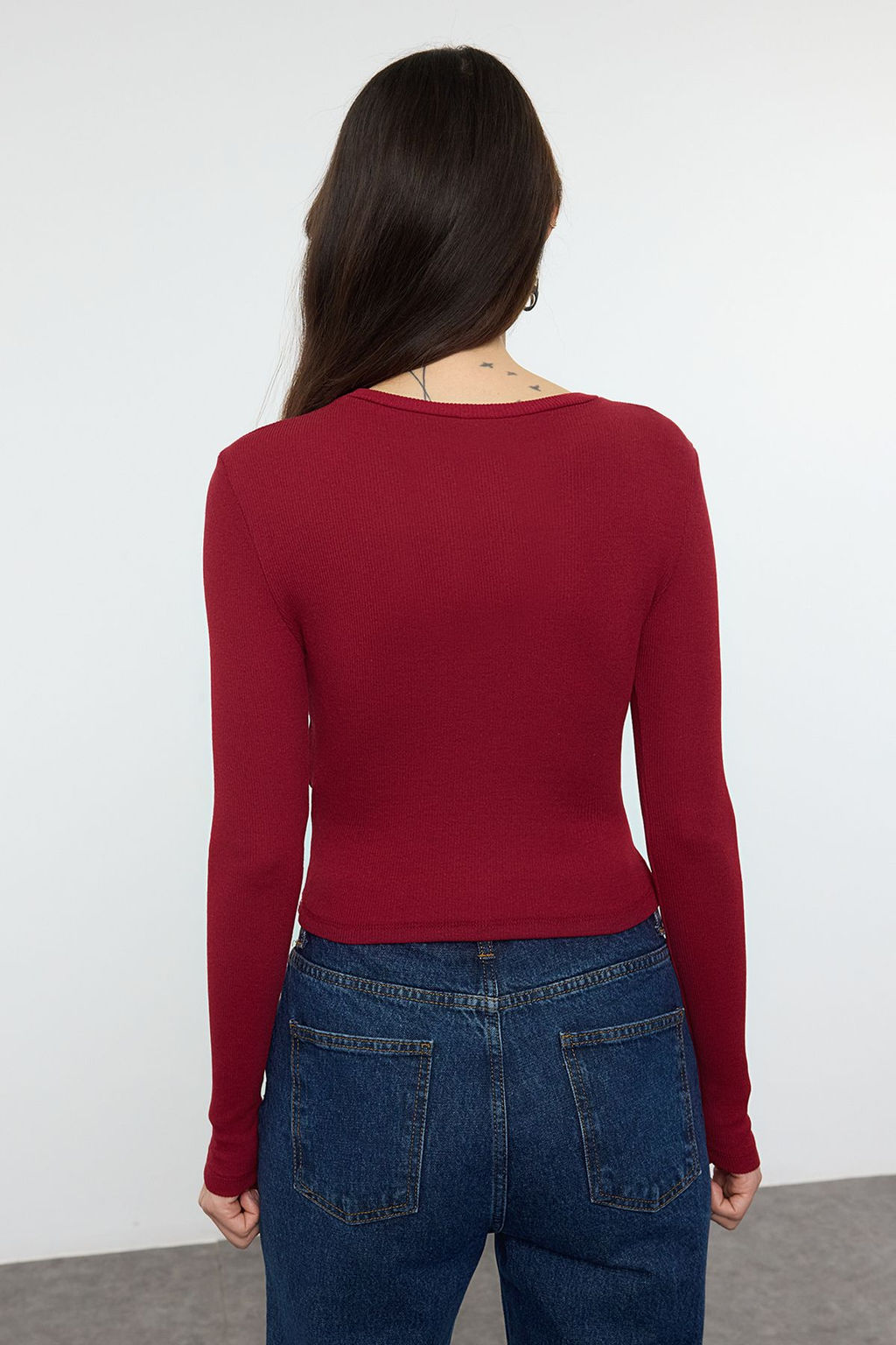 Ekru-Bordo li Paket Vucuda Oturan Bisiklet Yaka Fitilli Crop Esnek Orme Bluz TWOAW22BZ0331