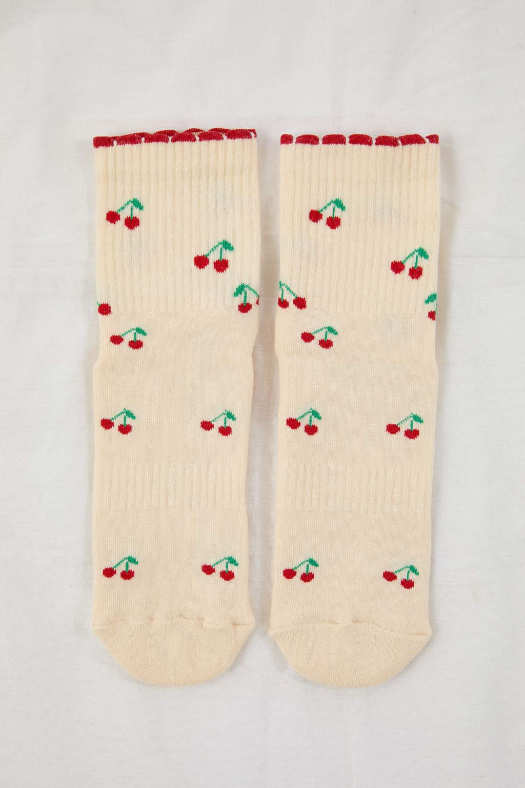 Ekru-K?rm?z? Pamuklu Kirazl? Kayd?rmaz Yoga/Pilates Orme Corap THMAW26CO00019 - Trendyolmilla фото 2