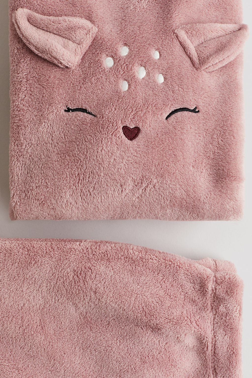 Pijama de peluche con aplicacion - H&m фото 2