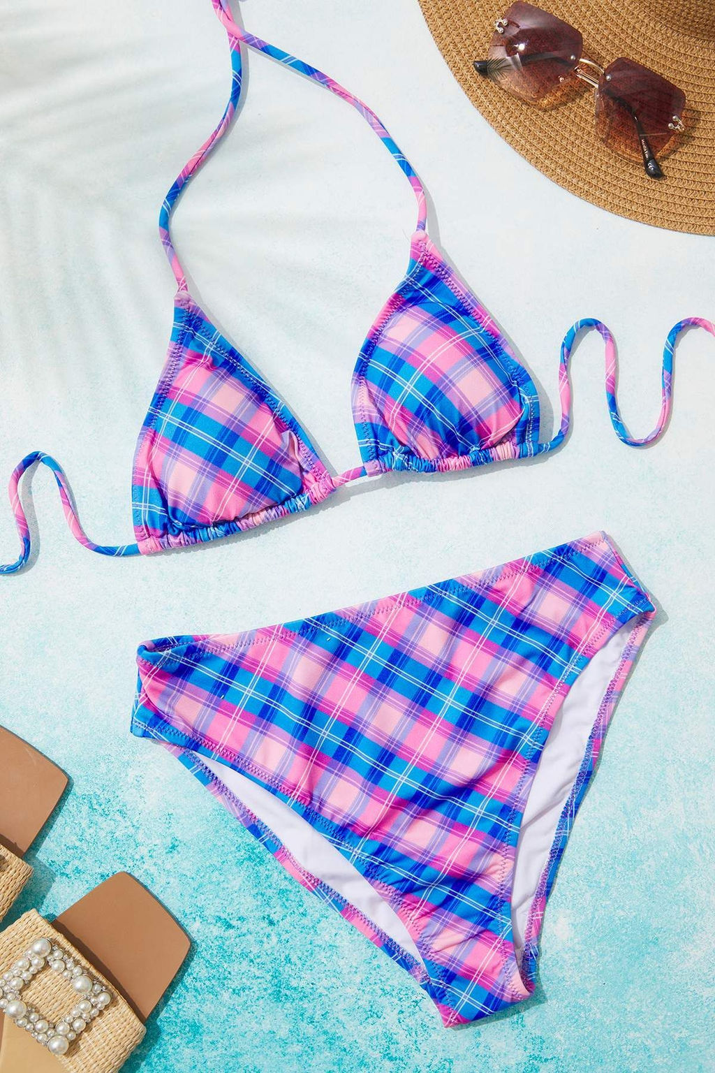 Trendyolmilla Mavi Ekose Desenli Ucgen Dokulu Dusuk Bel Bikini Tak?m? TBESS25BT00188