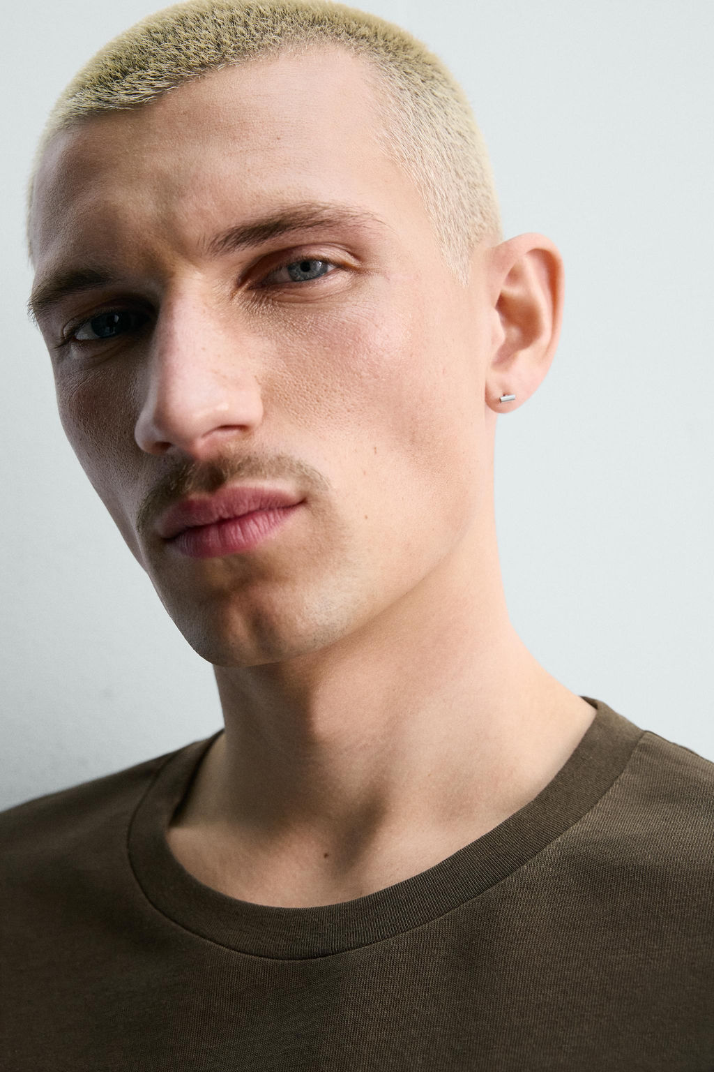 CAMISETA REGULAR FIT MEZCLA ALGOD?N / Marr?n - Zara фото 5