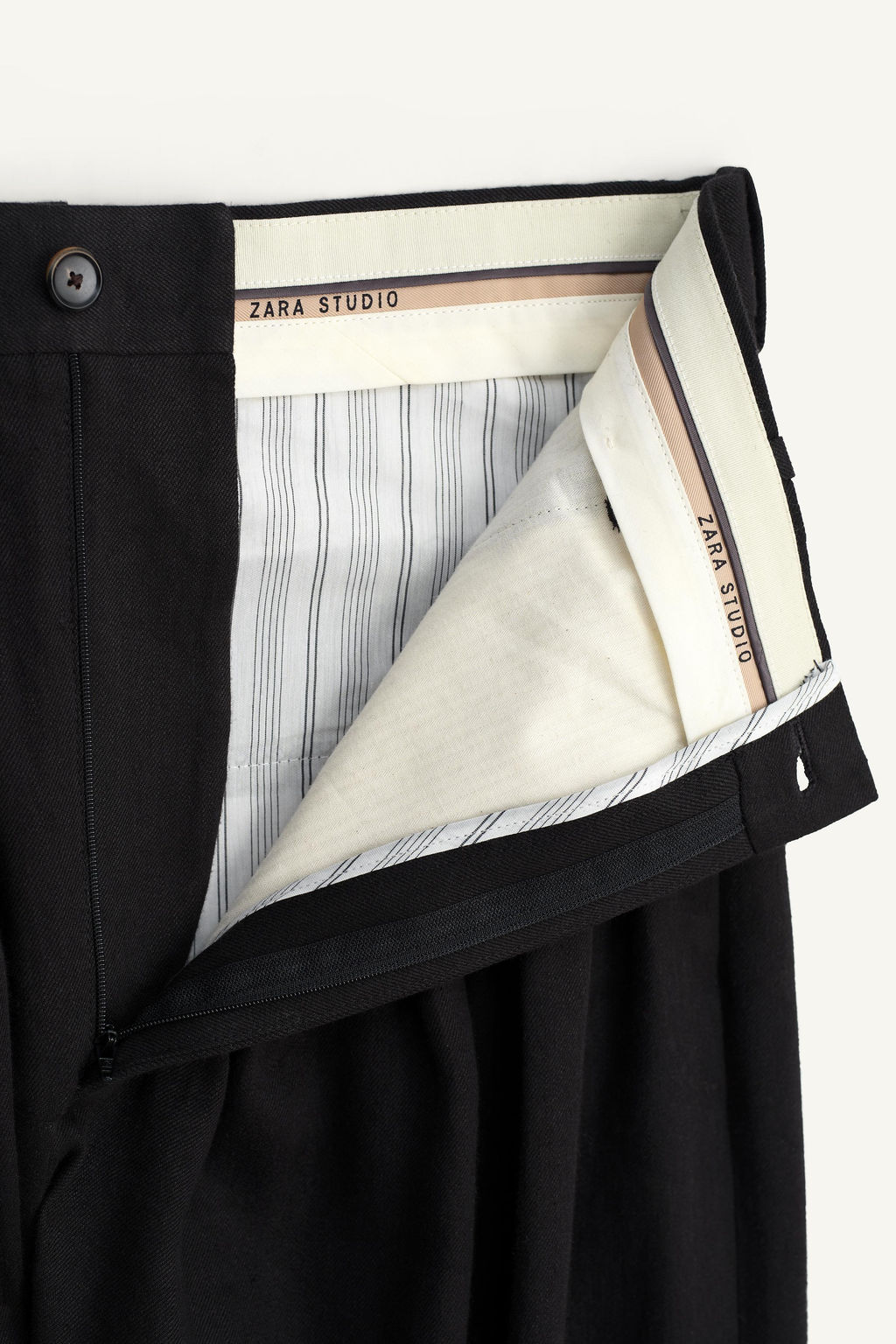 PANTAL?N PLIEGUES TRAJE LINO - LYOCELL / Negro