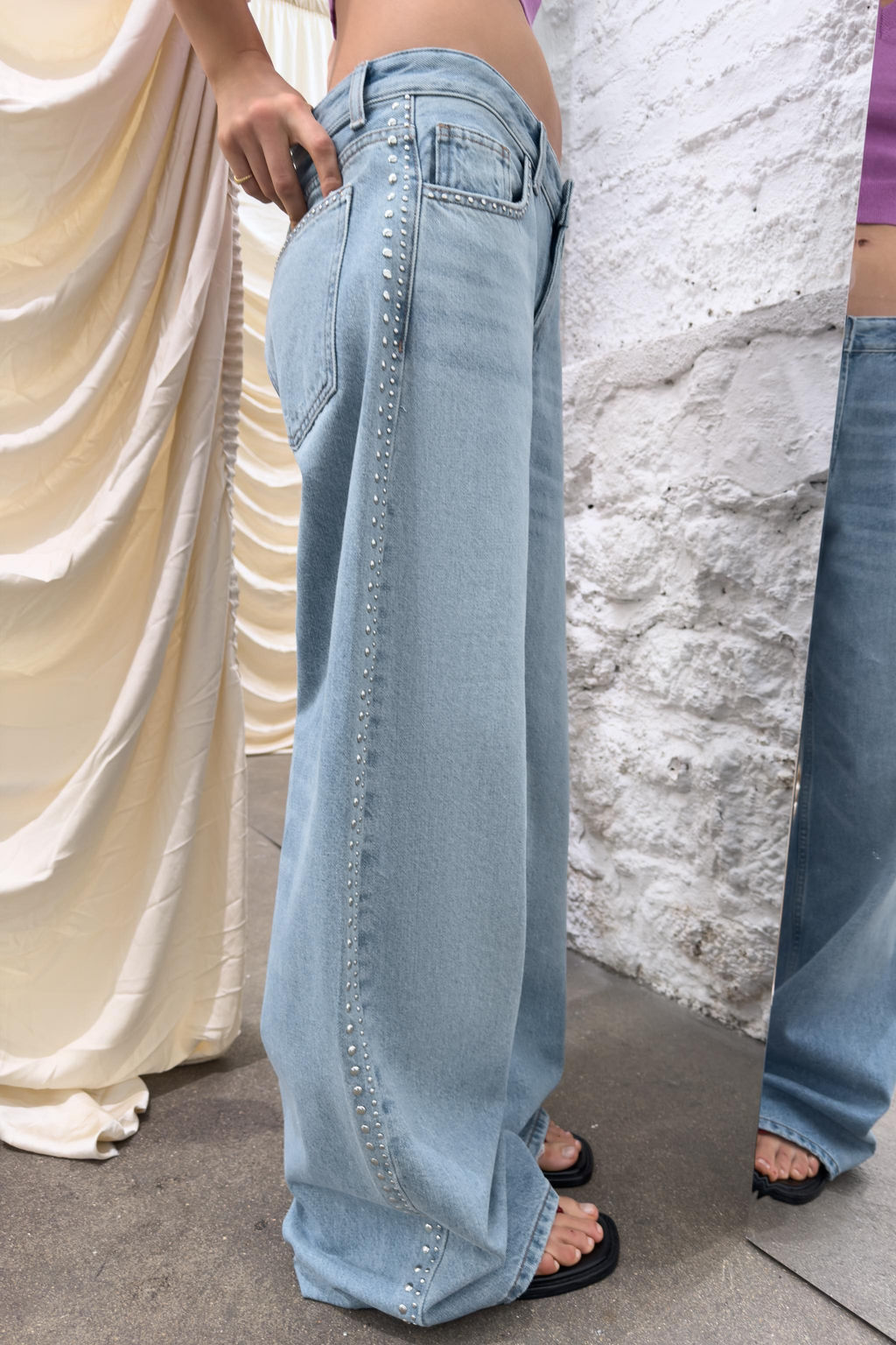 JEANS TRF EXTRA WIDE LEG TACHAS TIRO ALTO / Azul claro - Zara фото 3