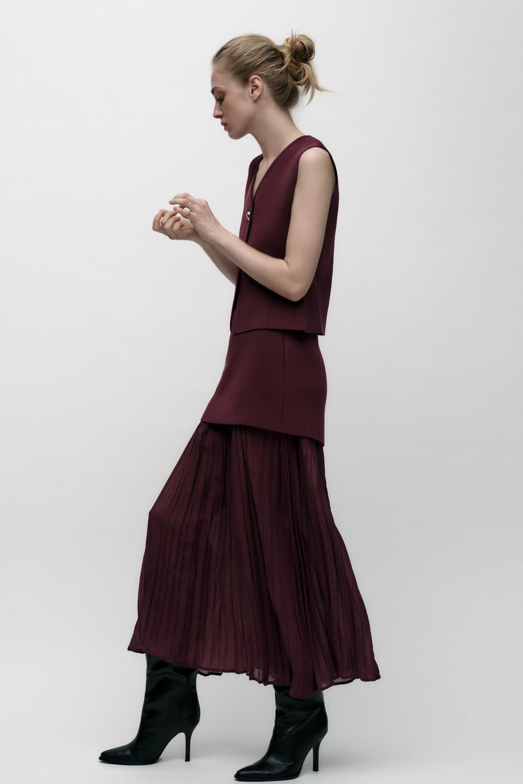 PLAIN KNIT TOP WITH GOLD BUTTON - Zara фото 3