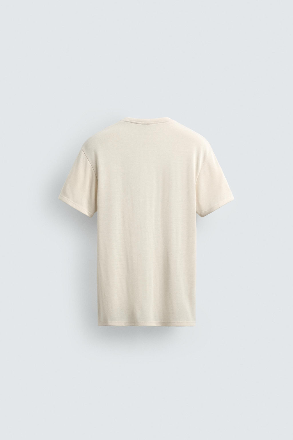 CAMISETA CUELLO PANADERO ABIERTO / Crudo