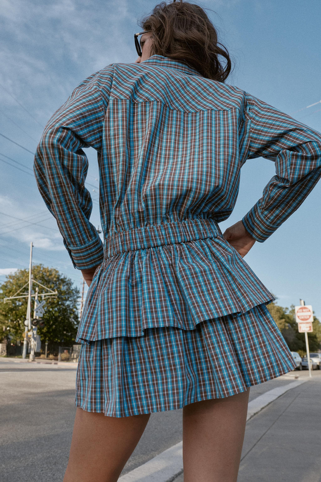SHORT CHECKED DRESS WITH BELT AND RUFFLES - Zara фото 16