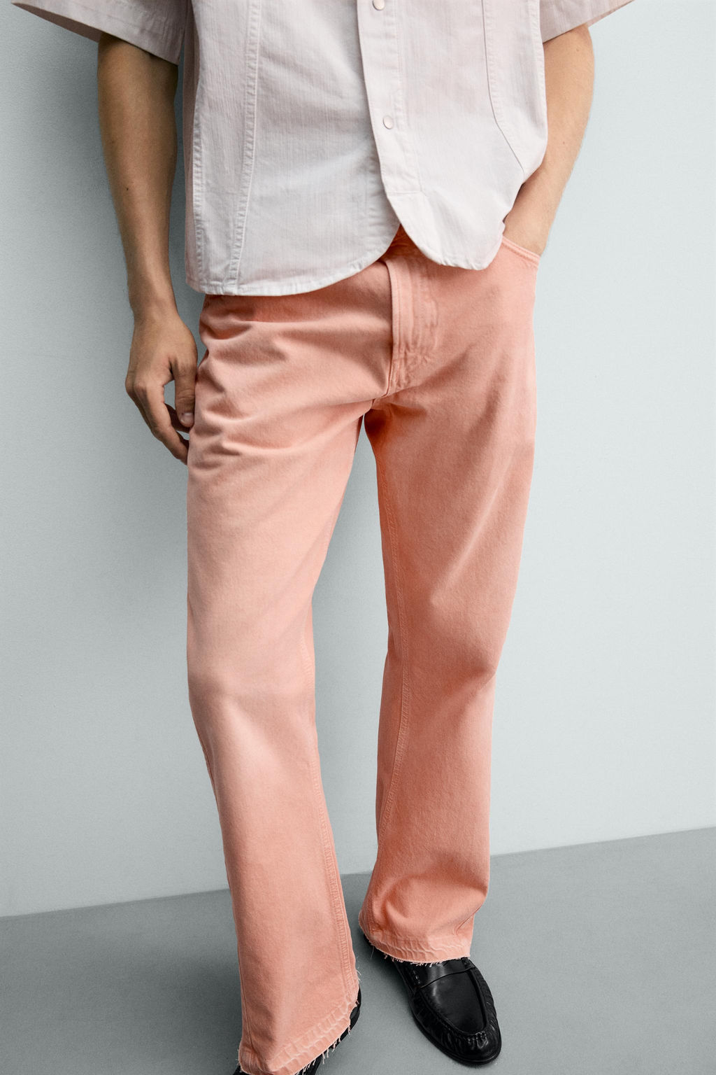 JEANS FLARE FIT / Rosa