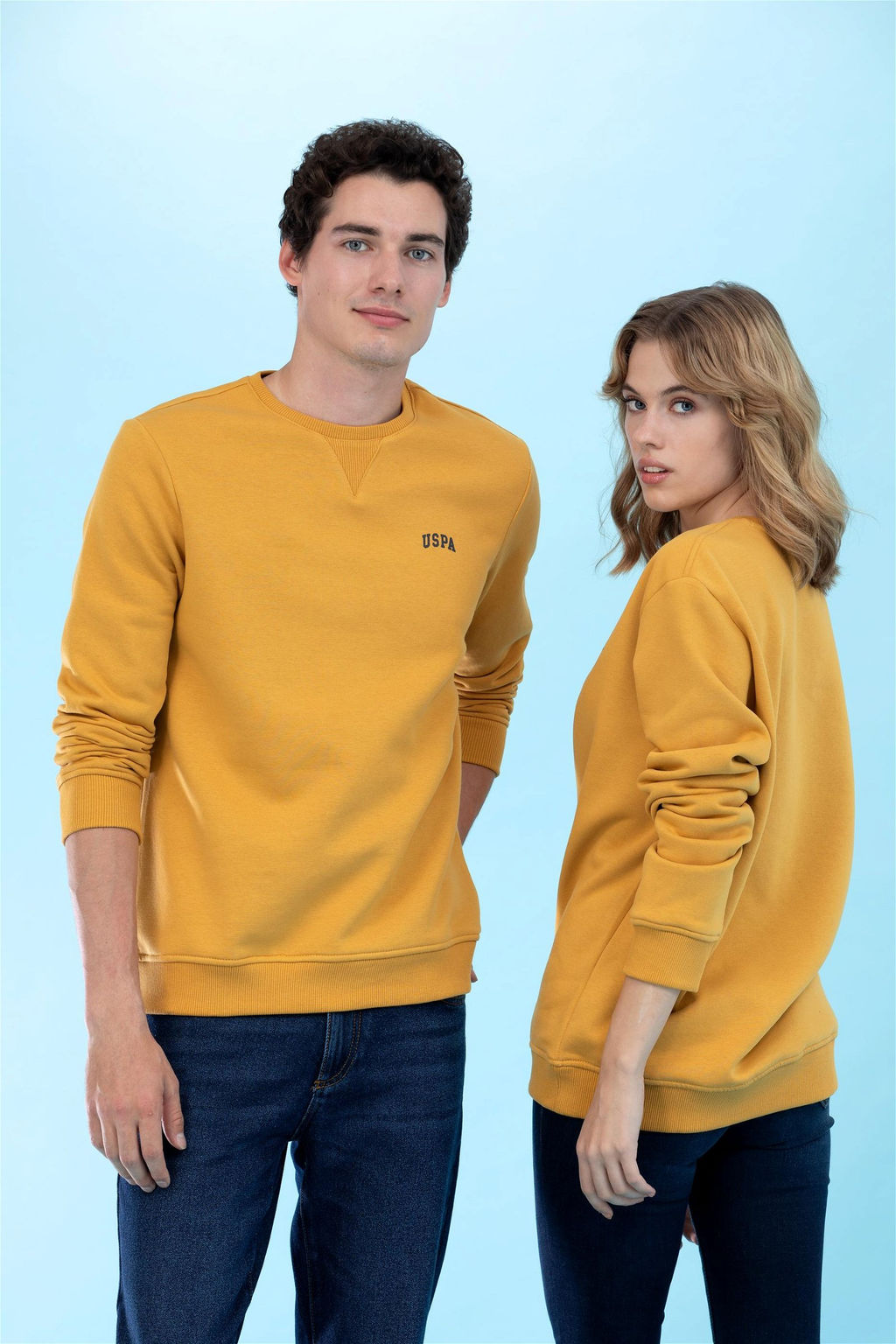 U. S. Polo Assn / Базовый свитшот горчичного цвета с круглым вырезом - U.s. polo assn фото 4