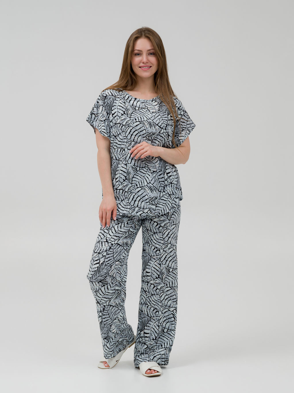 Штапельные, свободные, прямые брюки серые - Odis фото 3