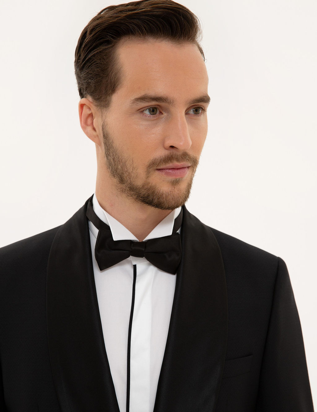 Смокинг Pierre Cardin Extra Slim Fit с жилетом черный