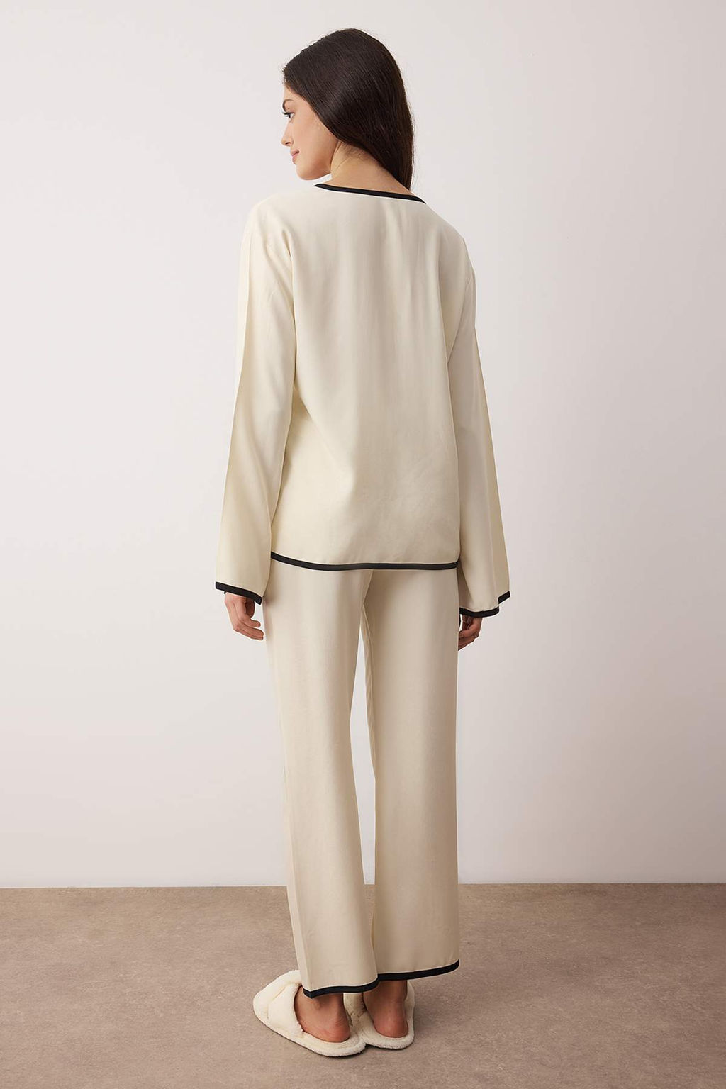 Ekru Viskon Dokuma Pijama Tak?m? THMAW26PT00226 - Trendyolmilla фото 4