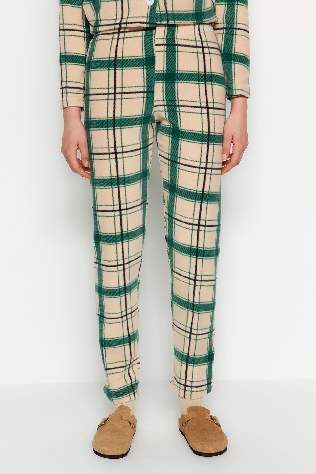 Trendyolmilla Yesil Nak?sl? Ekoseli Polar K?sl?k Orme Pijama Tak?m? THMAW24PT00175  фото 7