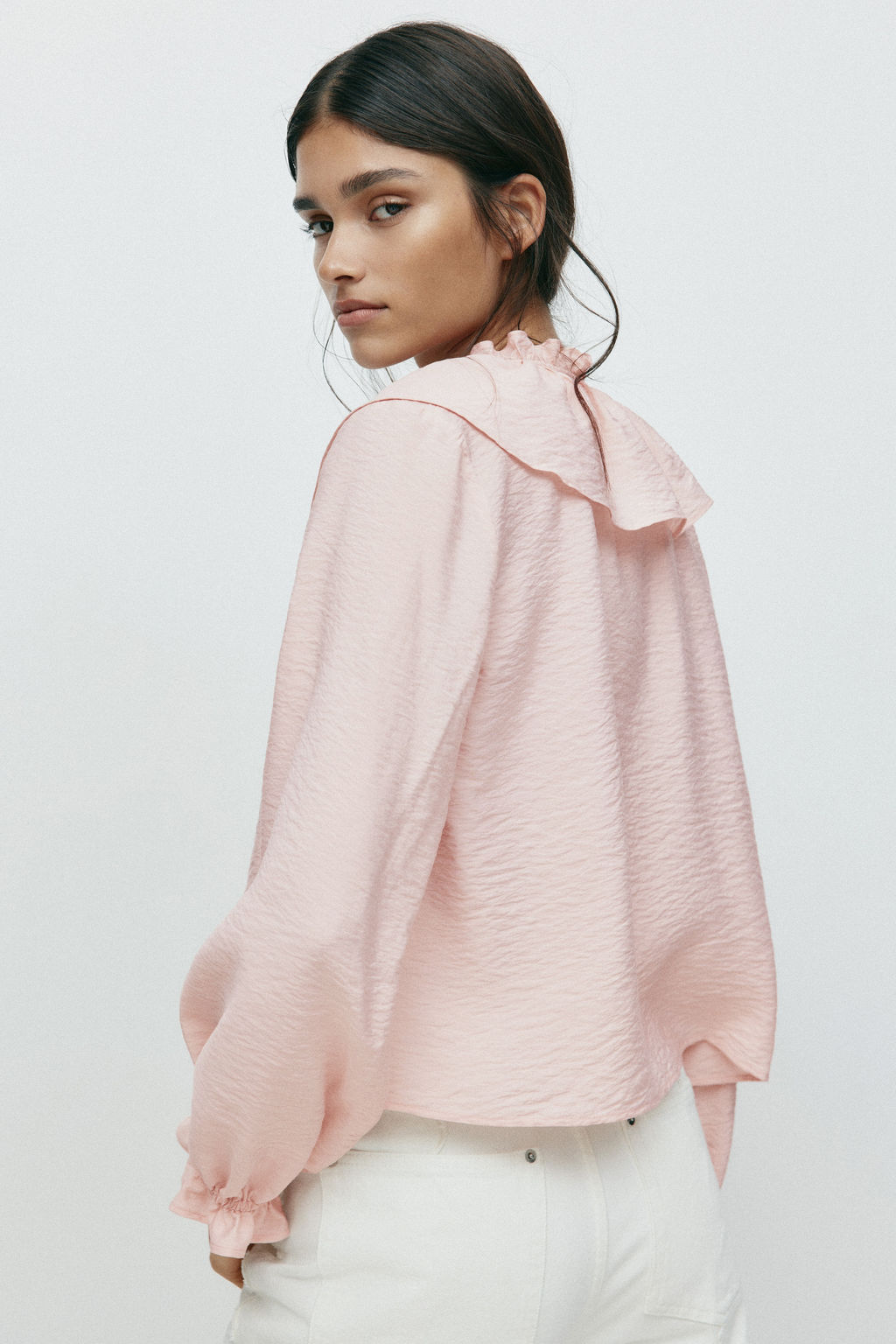 Blusa con ribetes de volante - H&m фото 4