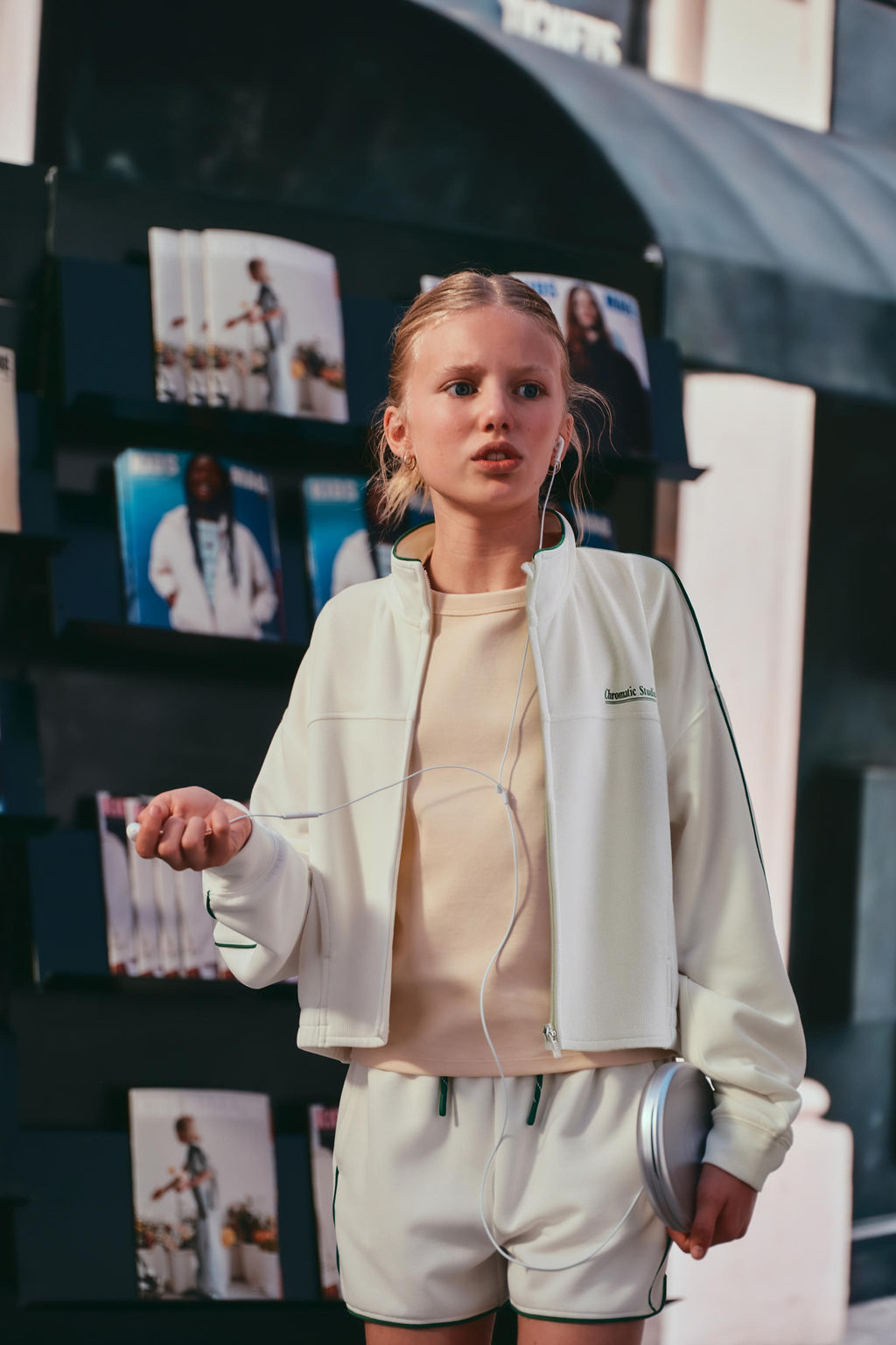 SUDADERA RIB CREMALLERA VIVOS CONTRASTE / Crudo claro - Zara фото 2