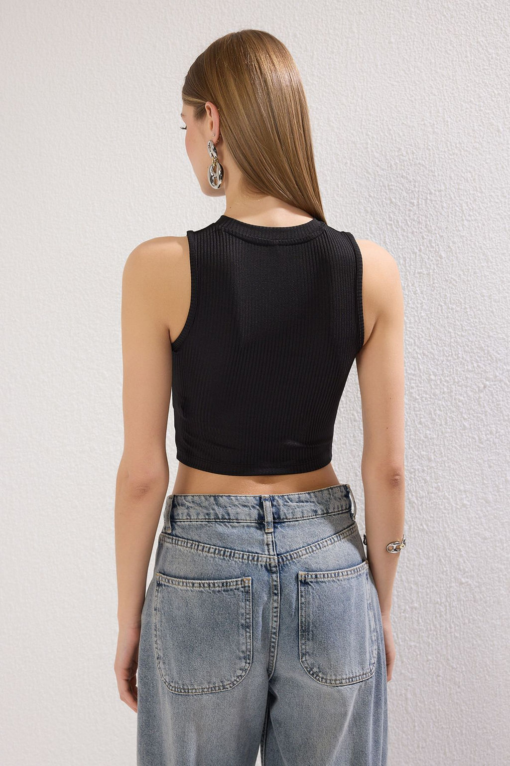 Trendyolmilla Siyah Animal Bask?l? Halter Yaka Fitted/Vucuda Oturan Crop Esnek Orme Bluz TWOSS22BZ0879  фото 8