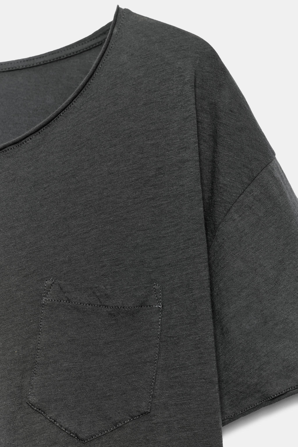 CAMISETA BOLSILLO ALGOD?N / Gris antracita - Zara фото 6
