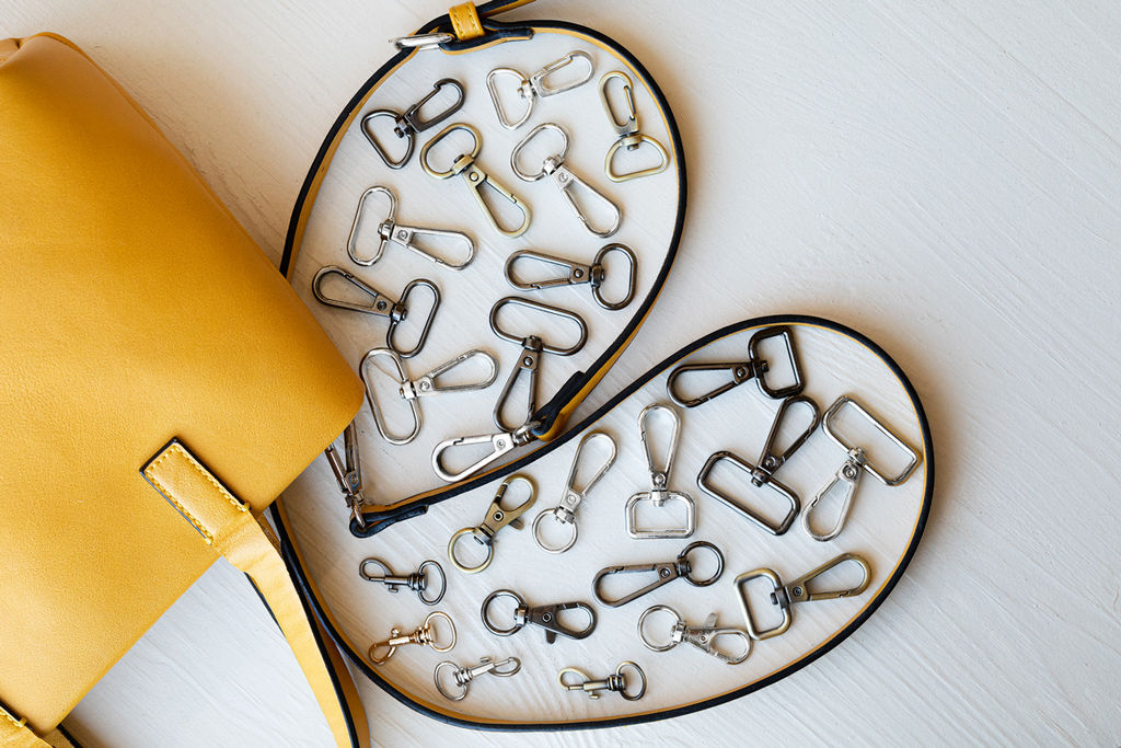 Фурнитура сумочная металл Gamma GH 102/12/10 Карабин 12 мм 10 шт. №06 под черный никель