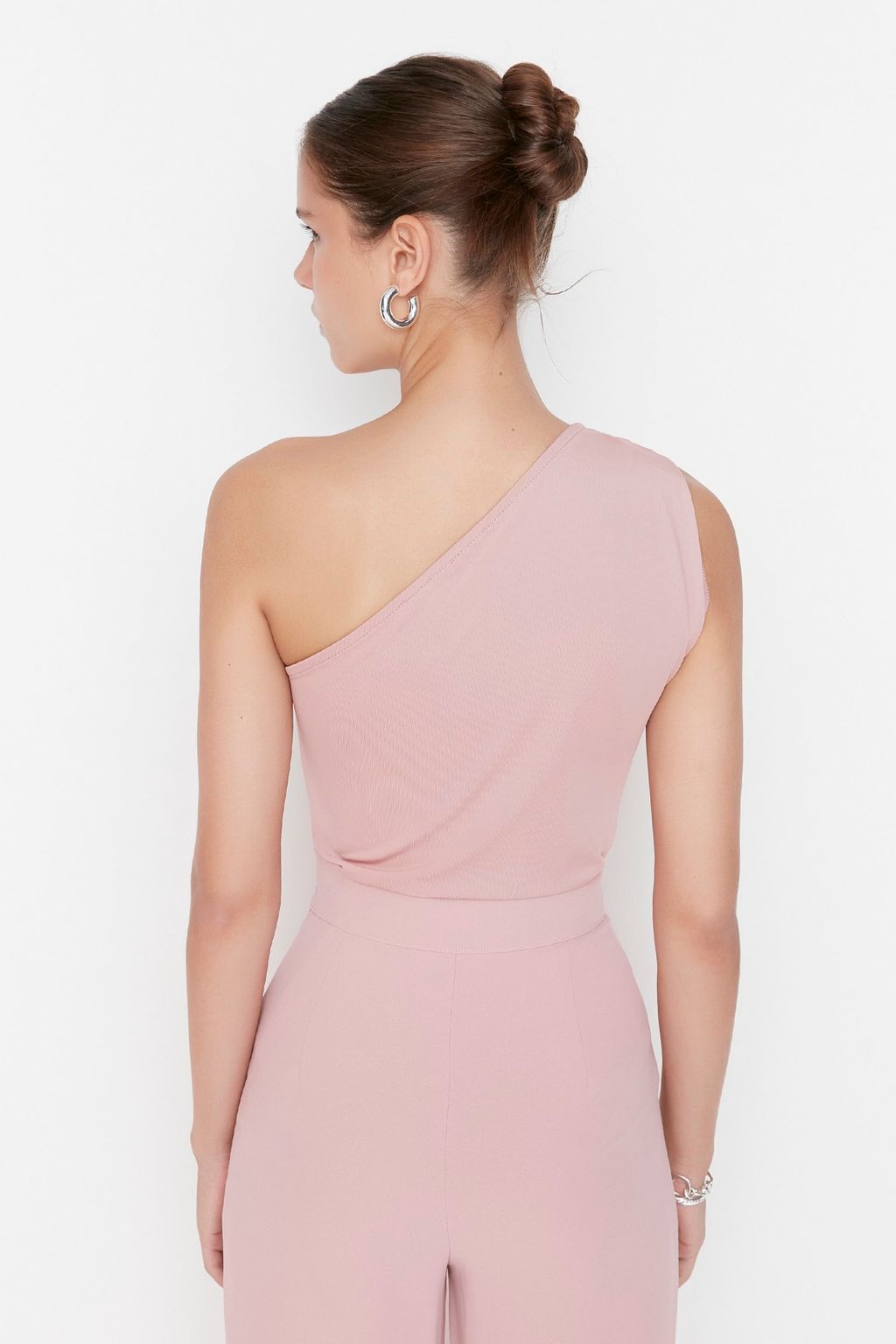 Gul Kurusu Asimetrik Yakal? Alttan C?tc?tl? Esnek Orme Body TWOSS22BD00014