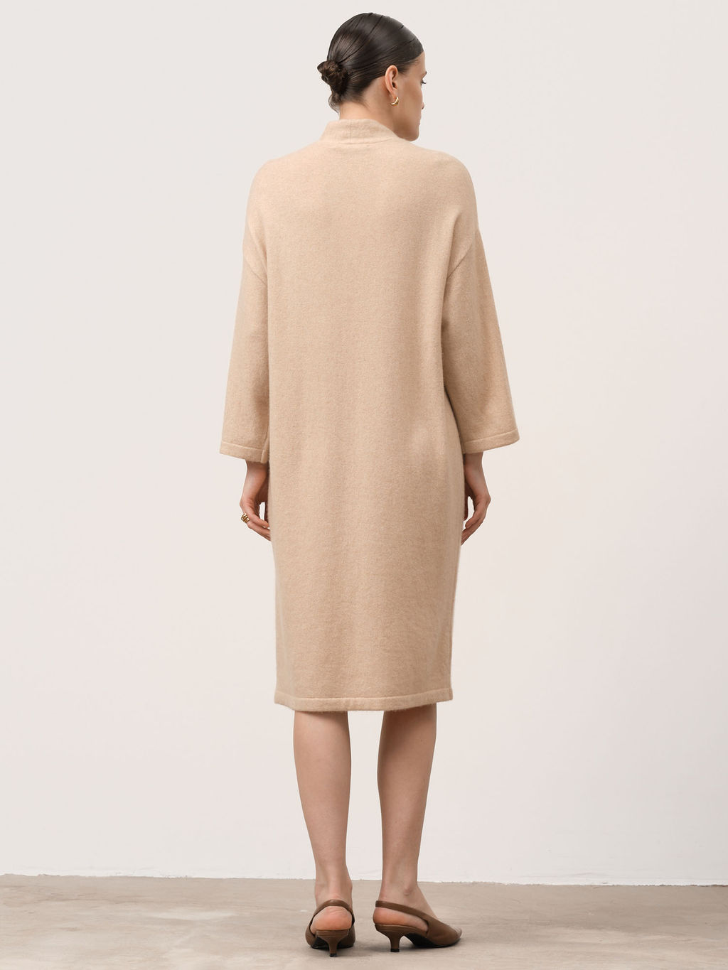 Платье кашемировое KW082732 бежевое