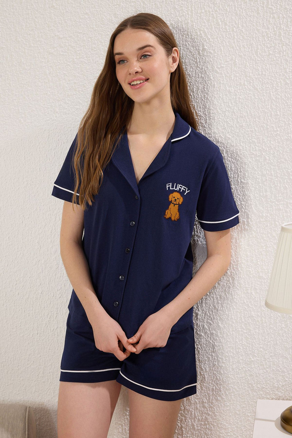 Trendyolmilla Lacivert Biyeli Kopek ve Slogan Nak?sl? Sortlu Orme Pijama Tak?m? THMSS25PT00371 фото 8