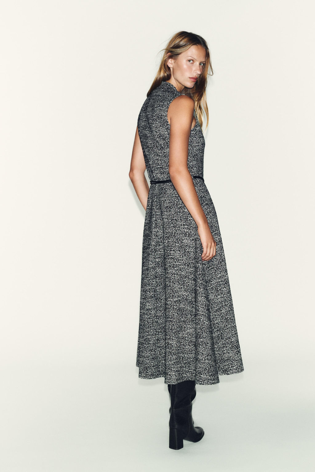 TEXTURED BELTED DRESS - Zara фото 4
