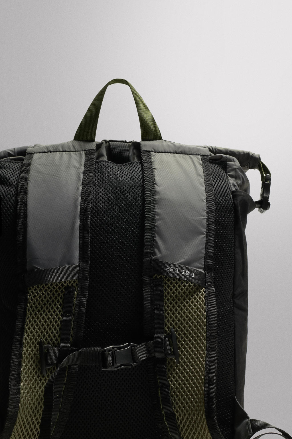 MOCHILA DEPORTIVA PLEGABLE 25L / Negro - Zara фото 3