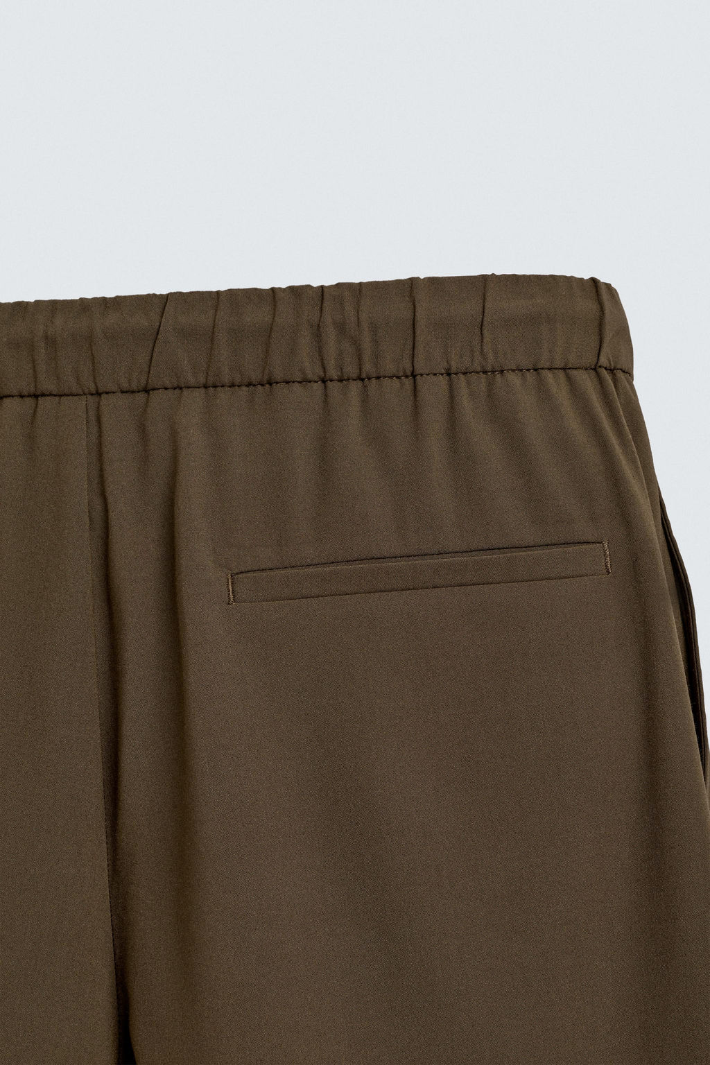 BERMUDA T?CNICA RELAXED FIT / Tabaco