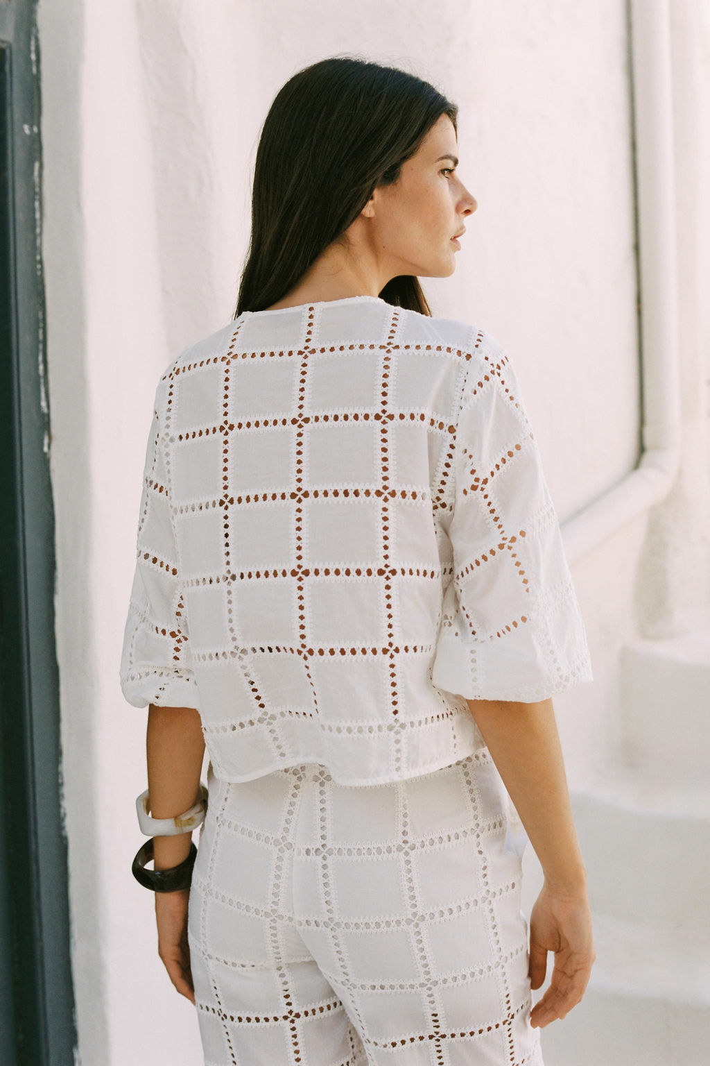 SHORT BLOUSE WITH CUTWORK EMBROIDERY - Zara фото 8