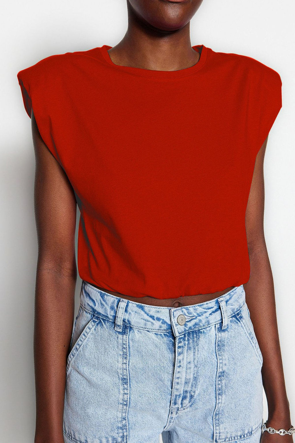 TRENDYOLMILLA Siyah %100 Pamuk Vatkal? Crop Bisiklet Yaka Orme T-Shirt TWOSS21TS0379 фото 16