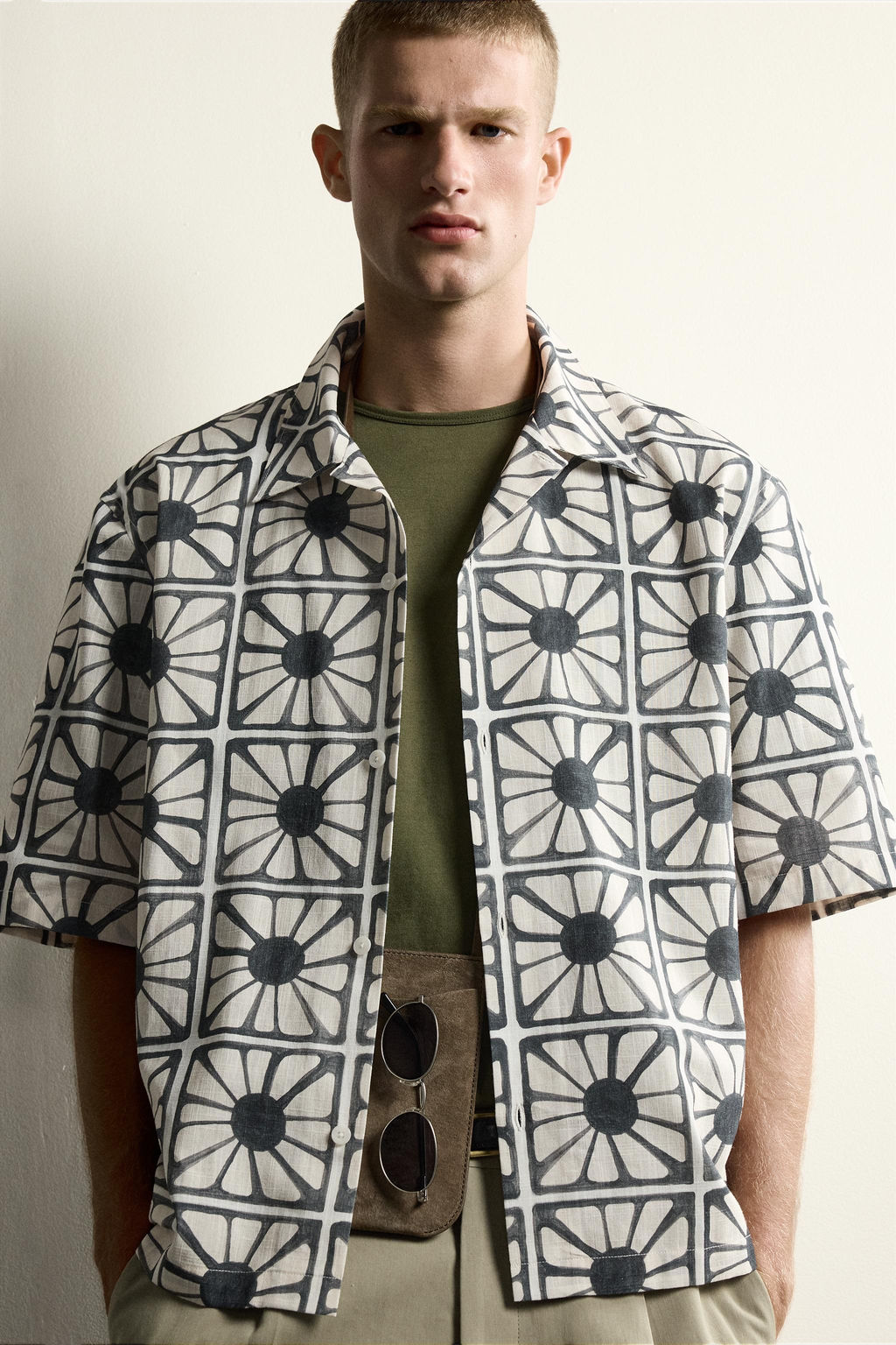 CAMISA RELAXED FIT ESTAMPADO MOSAICO / Blanco - Zara фото 5